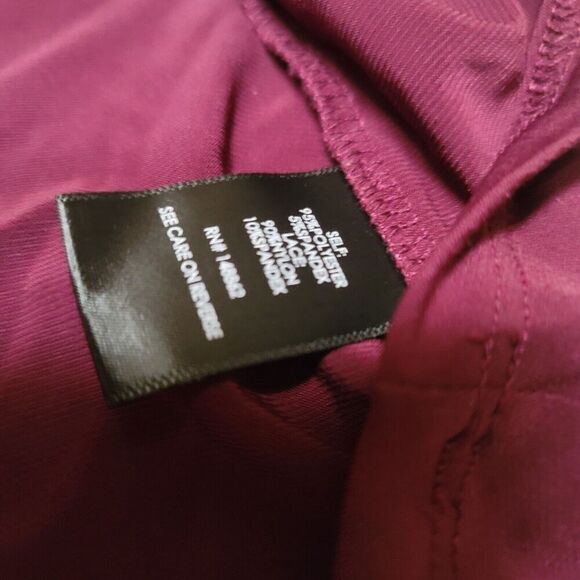 Torrid Women's Plus Size 3 Blouse Top 3/4 Sleeve Red Solid Polyester V-Neck - Picture 5 of 7